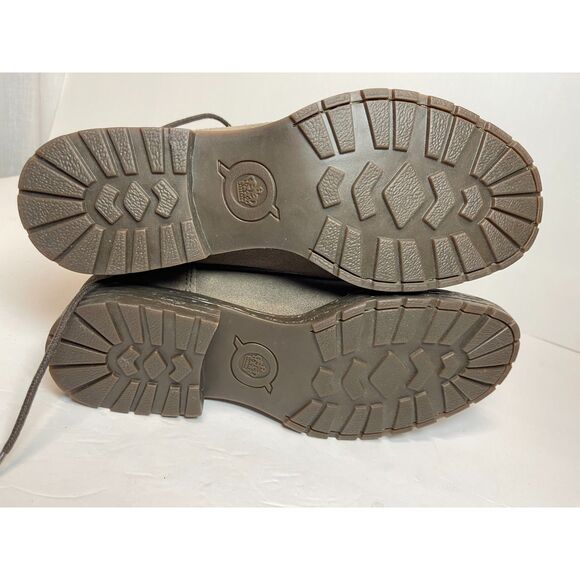 NWOB Born Codi Women's Lace-Up Combat Boots - Size 9 - Picture 5 of 6